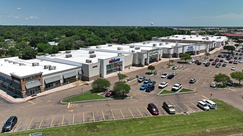 Preview of Retail space for Rent at 7808 NE Zac Lentz Pky