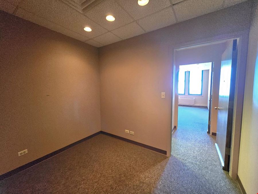 111 N Wabash Ave, Unit 1726, Chicago, IL
