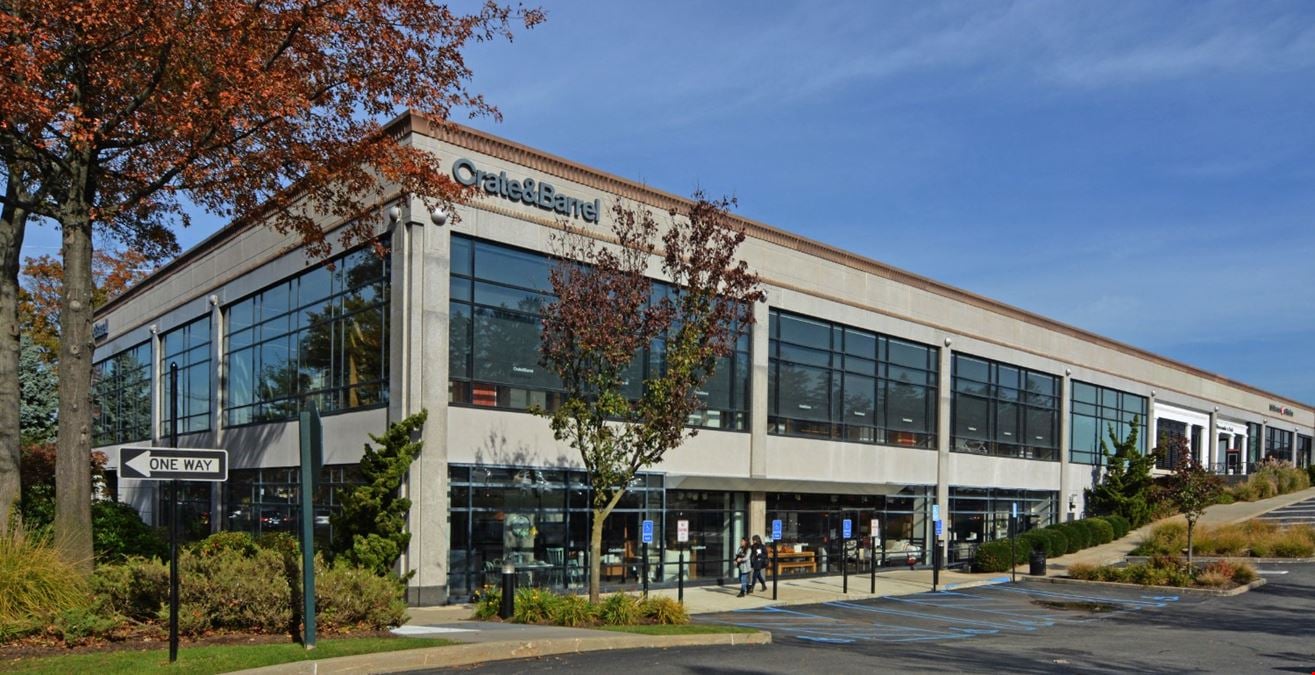 The Gate at Manhasset