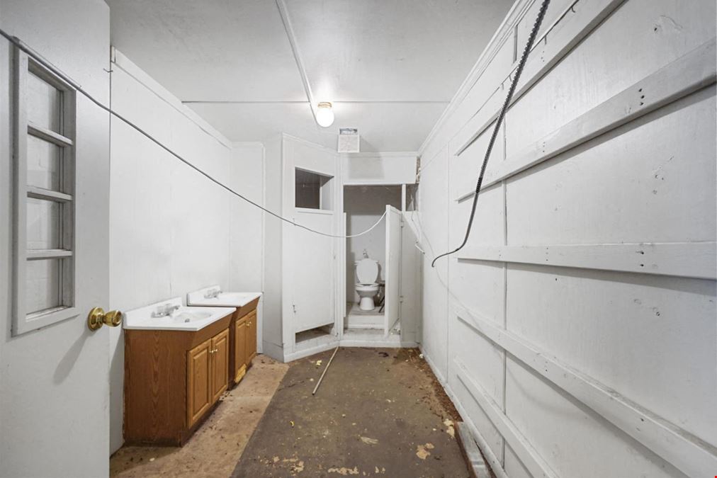 Flex for Sale/Lease in Greenville
