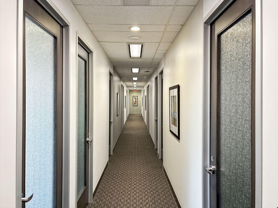 Regus - Toronto - Bloor and Yonge