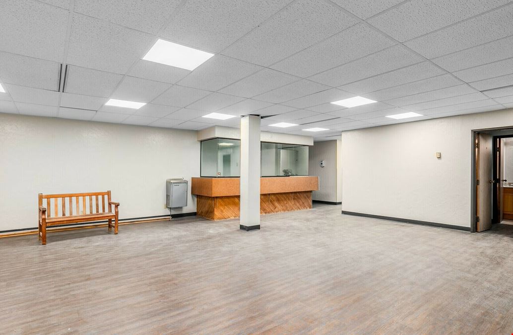 2801 Parklawn Drive