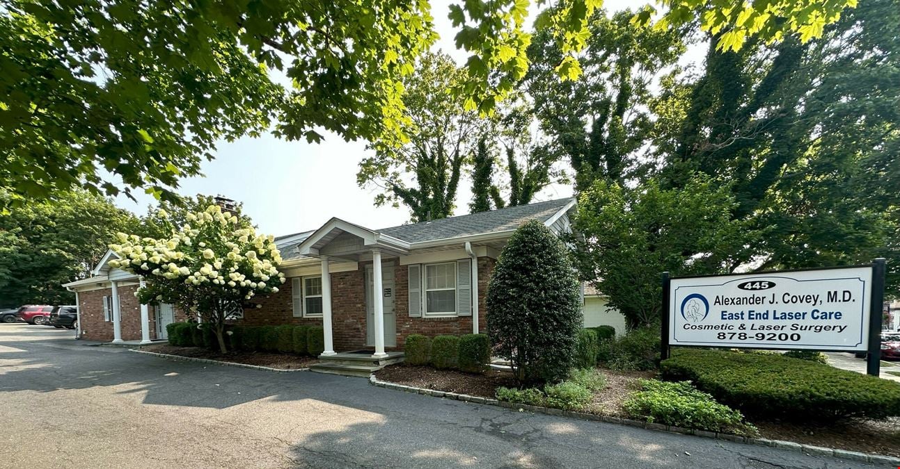 445 Main St