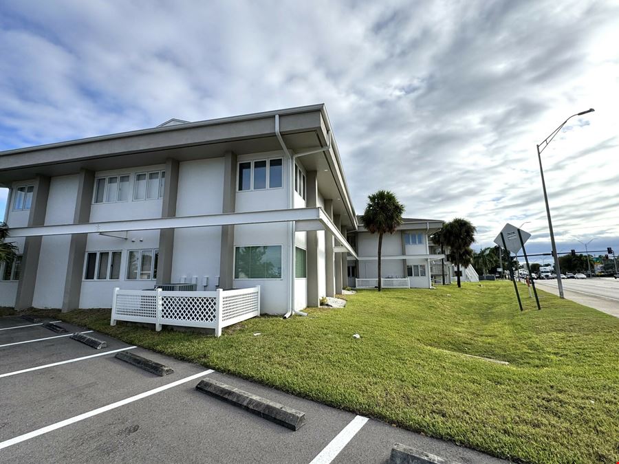 Colonial Blvd Built-Out Office