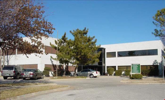 2401 Tee Circle, Suite 203