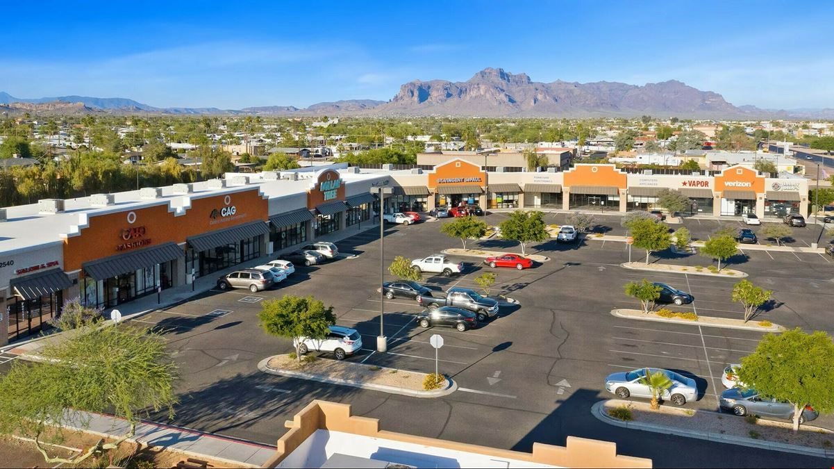 Mustang Shopping Center Suite