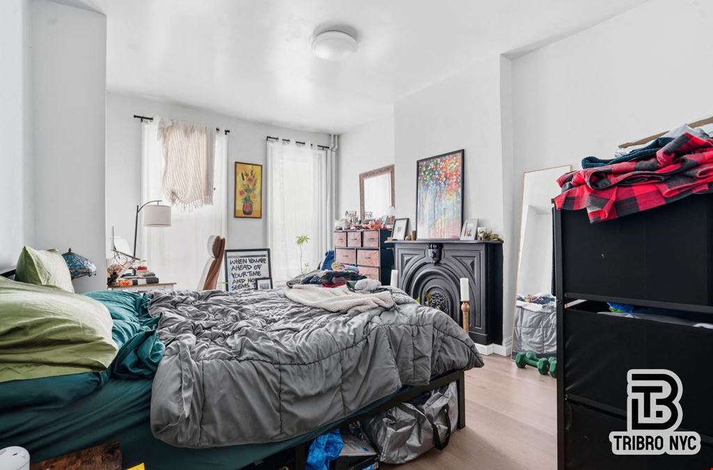 126 Hall St