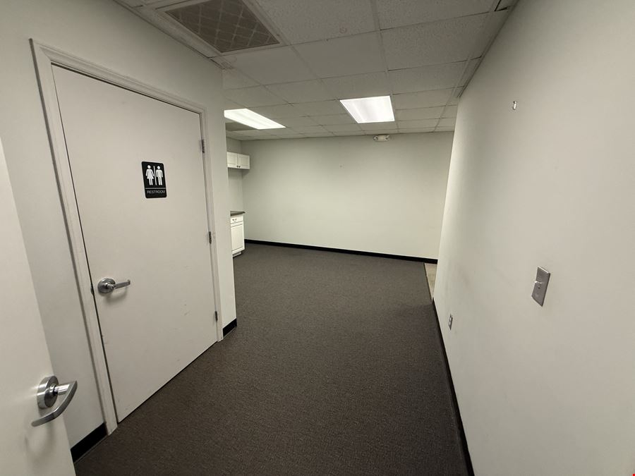 Gold Hill Commerce Park Building 2 Unit 101