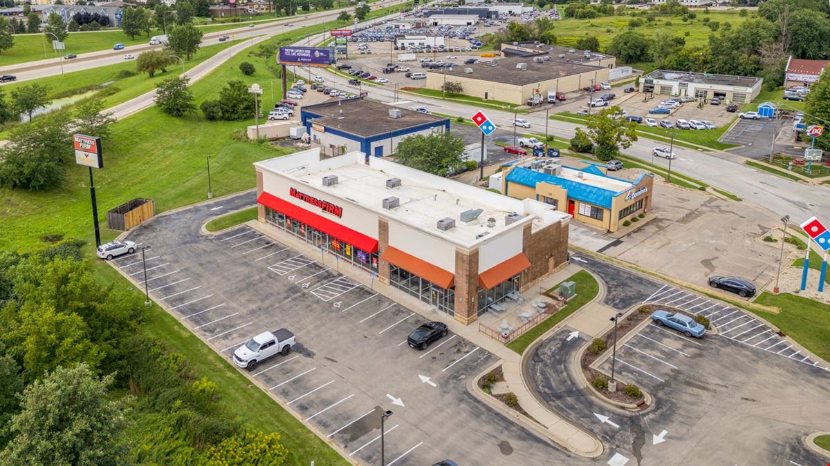 Premier Retail Visibility on Hwy 52