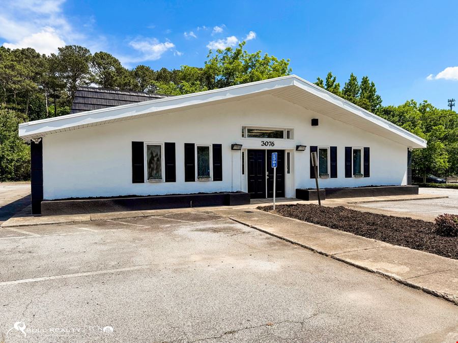 ±3000 SF Commercial Bldg with 15 Private Suites on Campbellton Rd