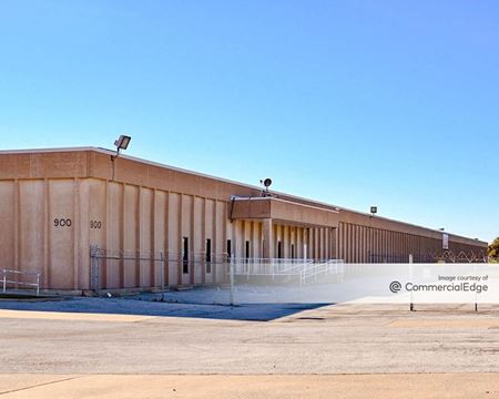 Preview of commercial space at 900 Terminal Road