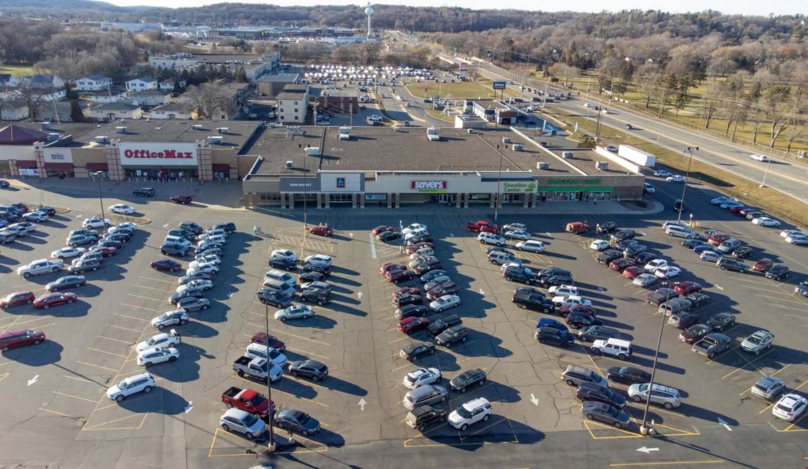 1201 Broadway Ave - Crossroads Shopping Center