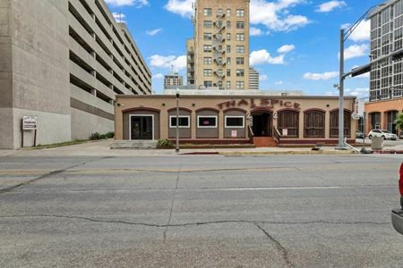 Preview of Retail space for Sale at 523 N Water St