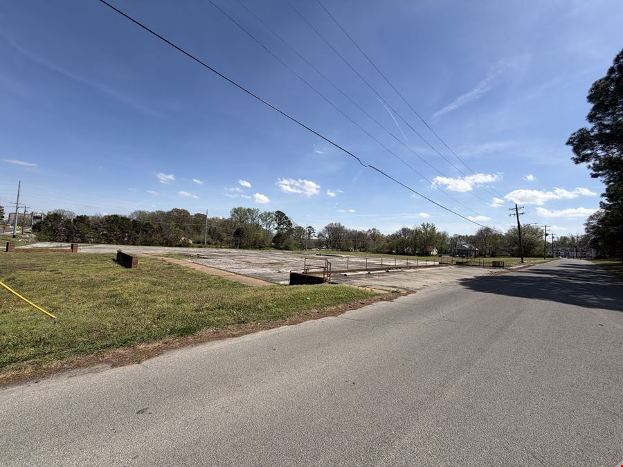 1601 E Johnson
