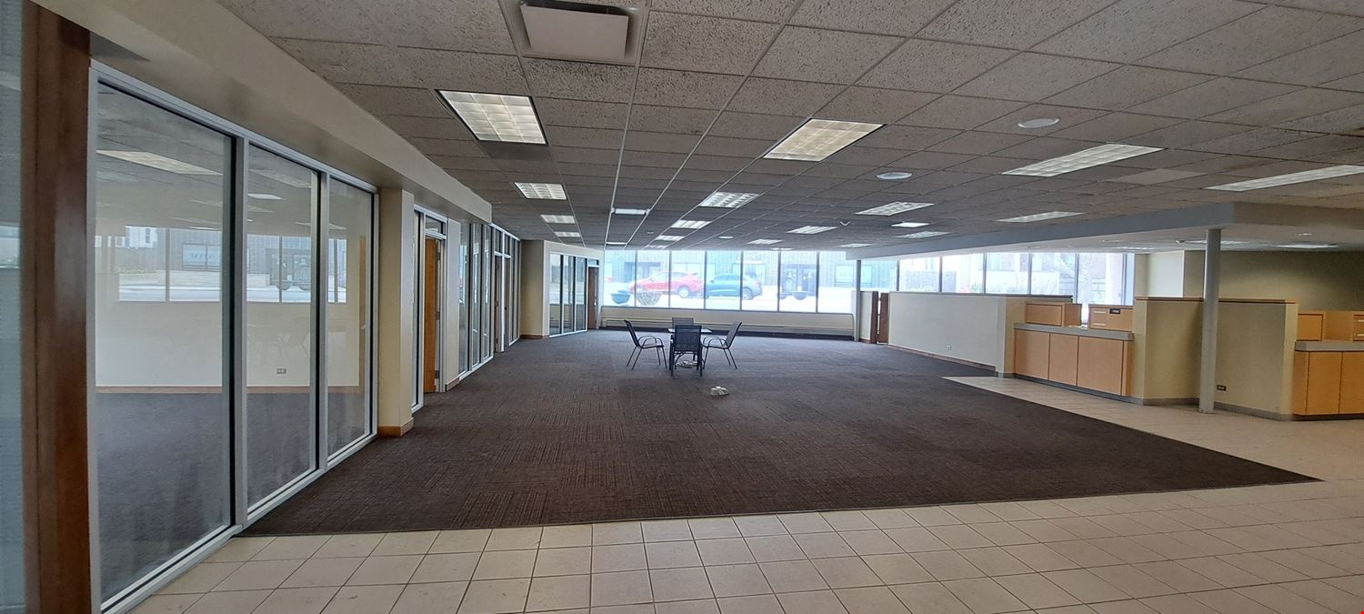 ±6,709 SF Retail Space at Signalized Corner