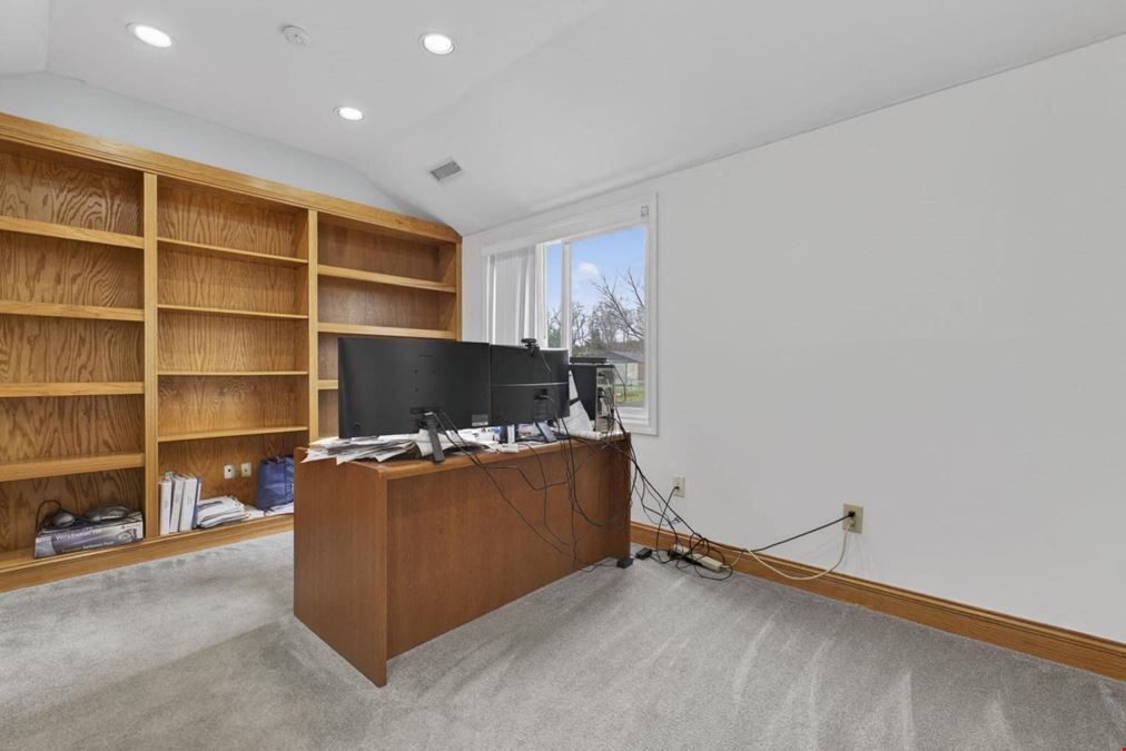 Flexible Office Condo, Dual Entry, Income Potential