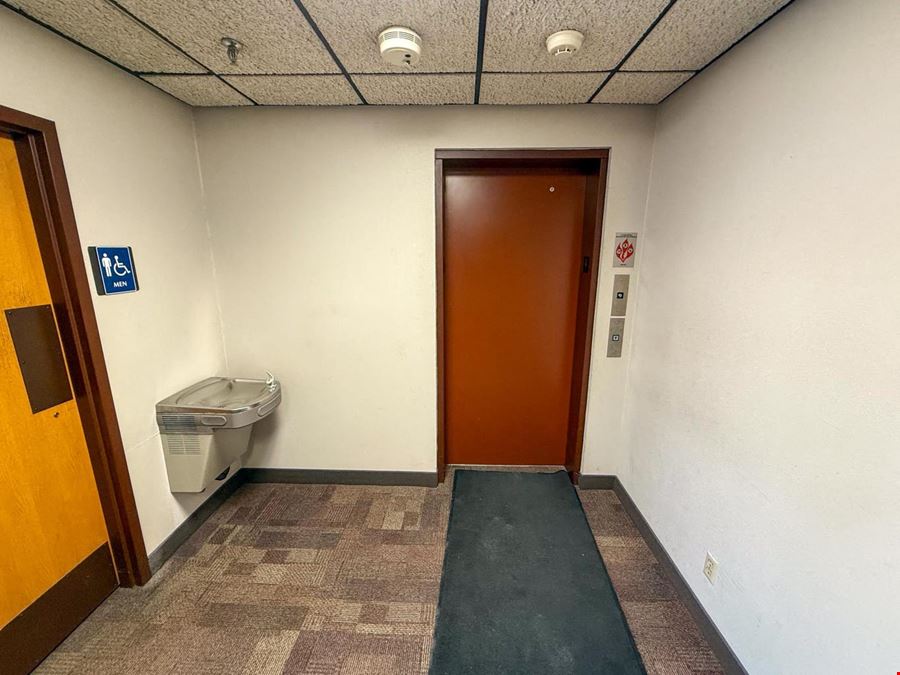 300 3rd Ave SE - Business Condo For Sale 