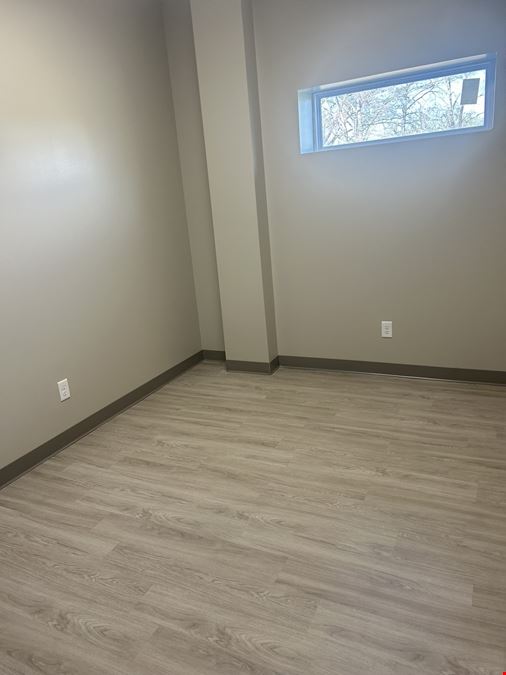 Office Warehouse with storage yard near AWS.