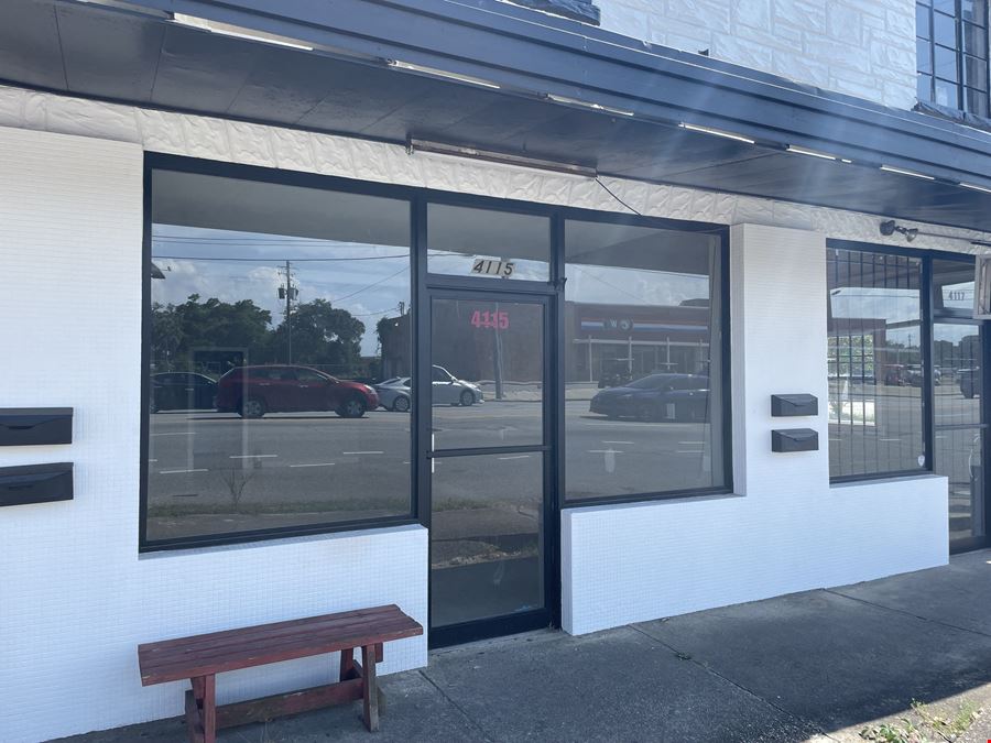 High-Visibility Retail or Office Space –Resmondo Building- 4113 Barrancas Ave, Pensacola