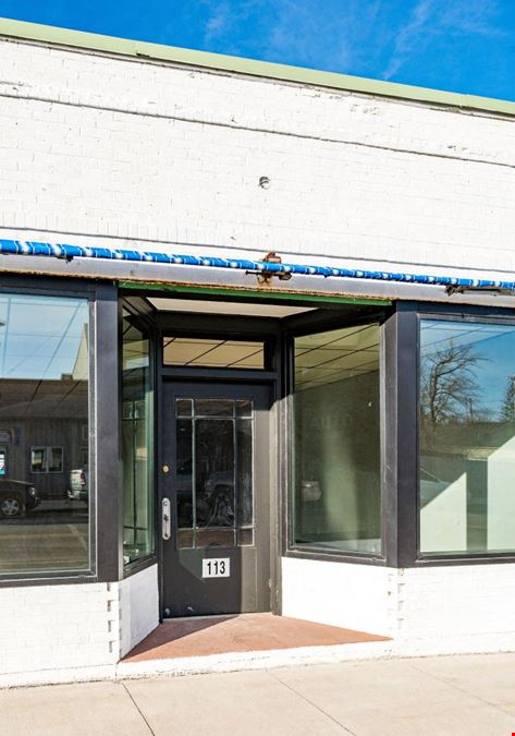 Solid Retail Location|113 W 7th Ave Floodwood, MN 55736
