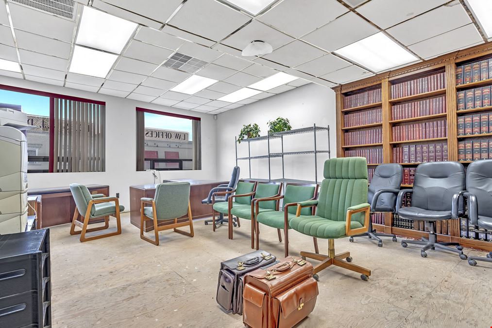112 N Wood Ave