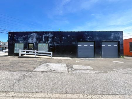 Preview of Retail space for Rent at 5061 Peach Street