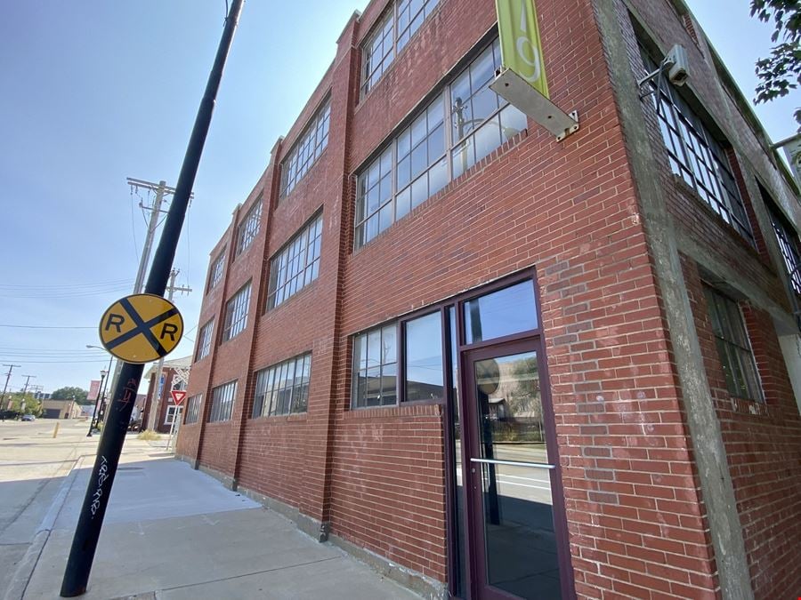 OFFICE FOR SUBLEASE SPRINGFIELD CBD