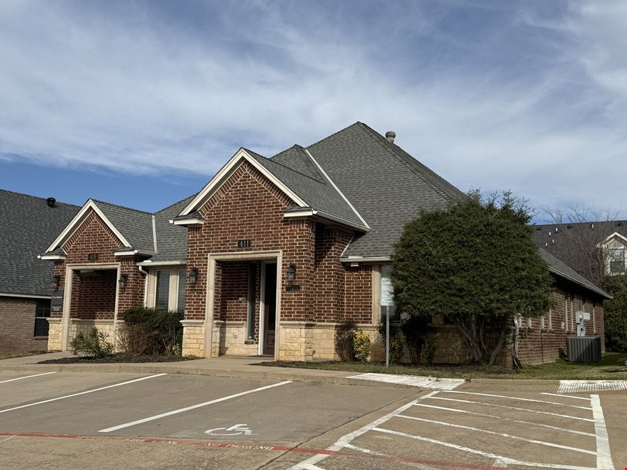 411 Harwood Rd