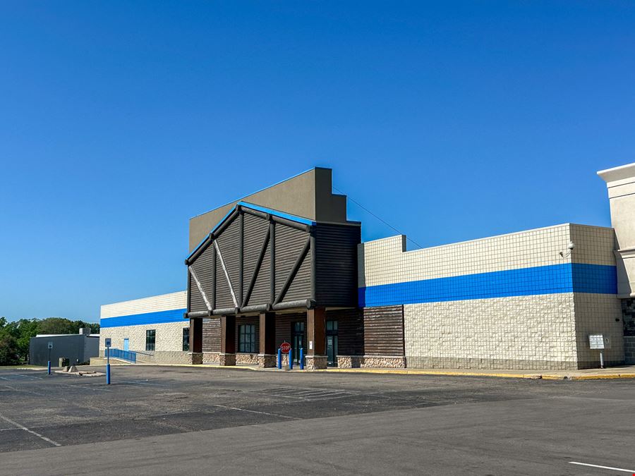 Former Gander Outdoors