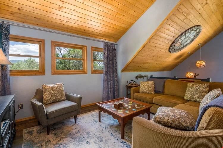 Live/Work Space - Boutique Shop in Chama, NM for Sale