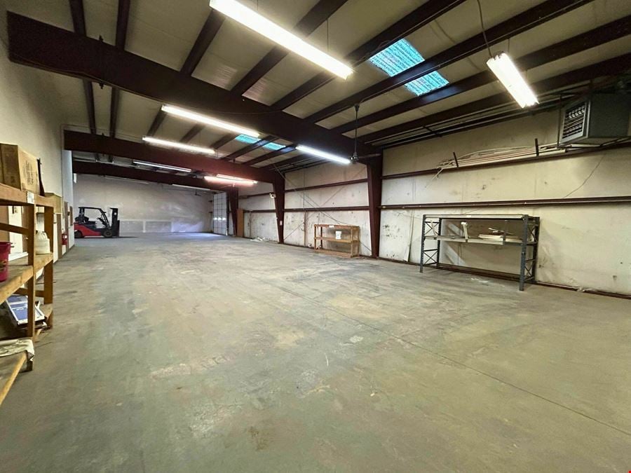 INDUSTRIAL SPACE FOR LEASE IN NORTHWEST SPRINGFIELD
