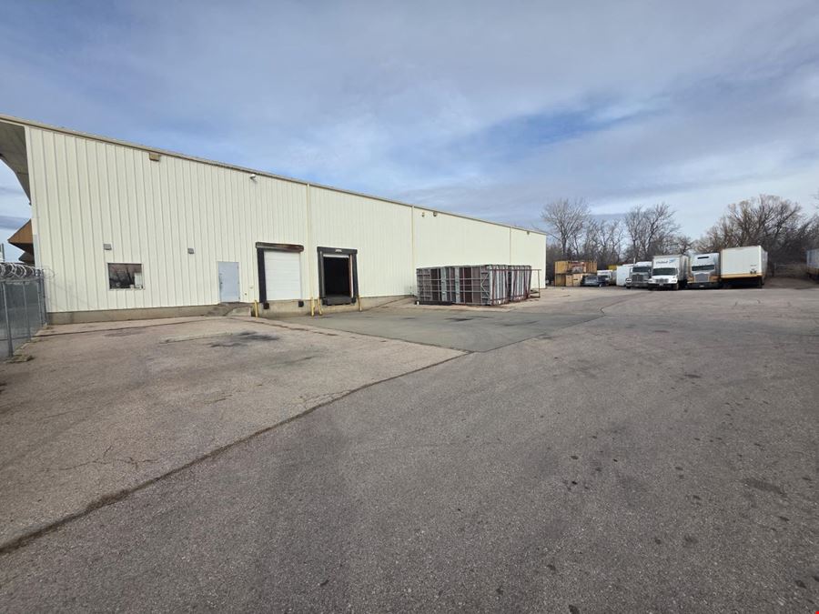 2720 E HIGHWAY 44