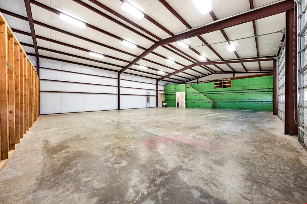 11639 E US-175