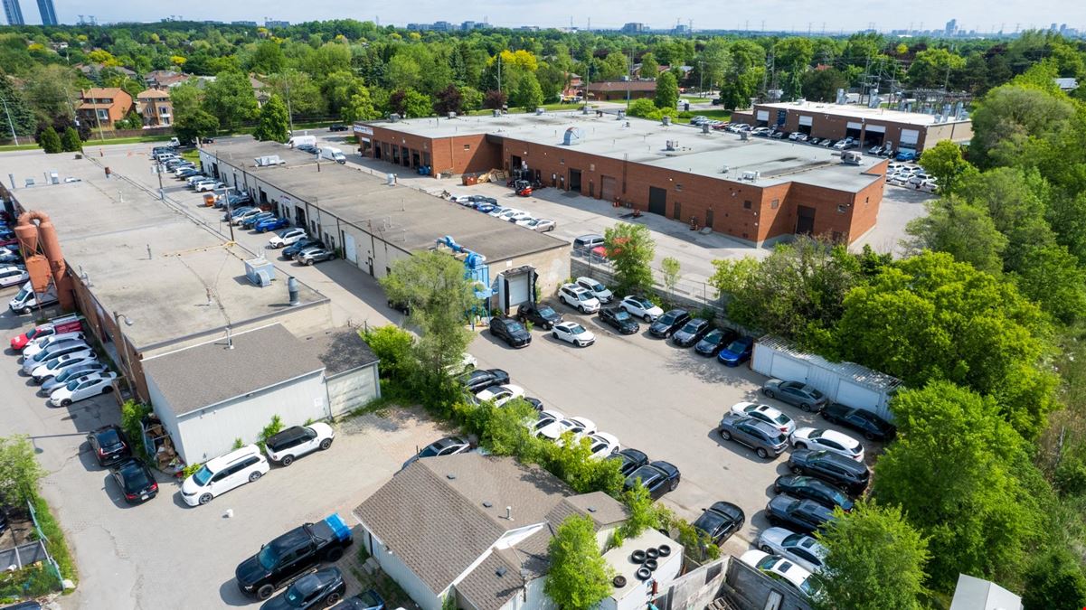 375 John Street, Markham, ON L3T 5W5
