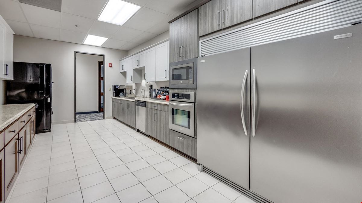 10707 Corporate Dr - Executive Suites