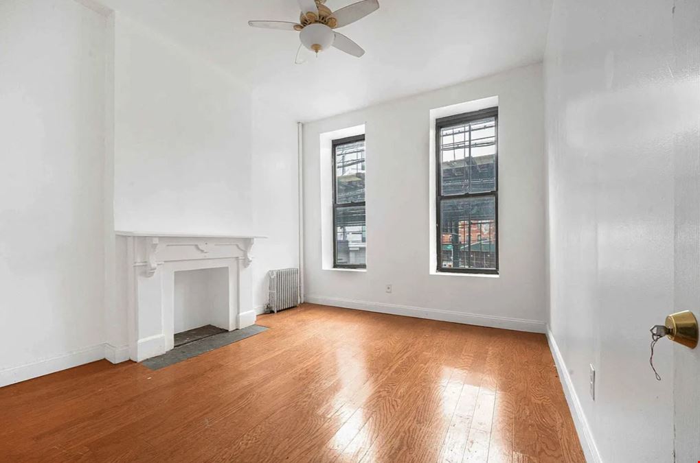 1501 Broadway