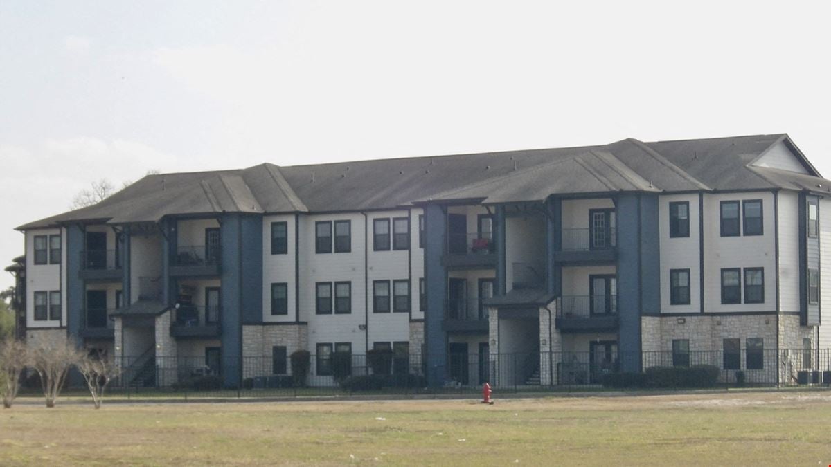 902 S Palm Court, Harlingen, Texas