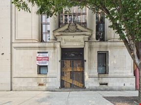 1665 Main St