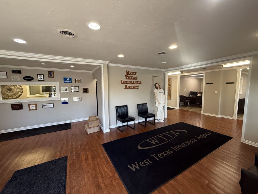 3706 Mockingbird Ln