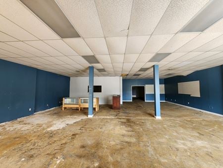 Preview of Retail space for Rent at 400 N Earl Ave