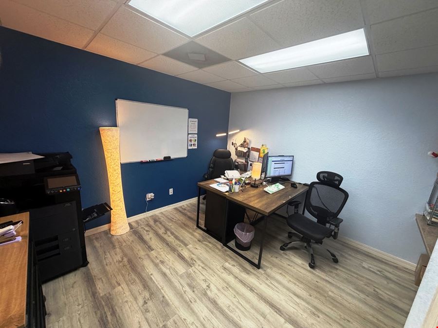 Industrial Flex Unit 3 for Lease