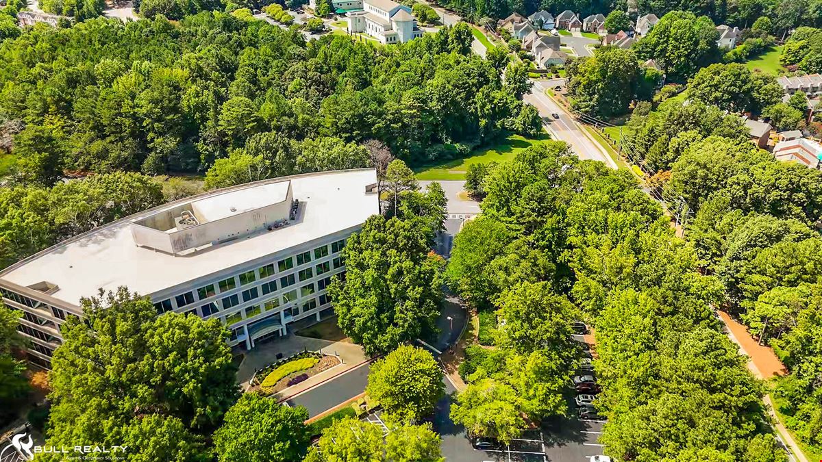 Bank-Owned Impressive ±103,105 RSF Office Building in Excellent Condition | Well Located in Metro Atlanta MSA