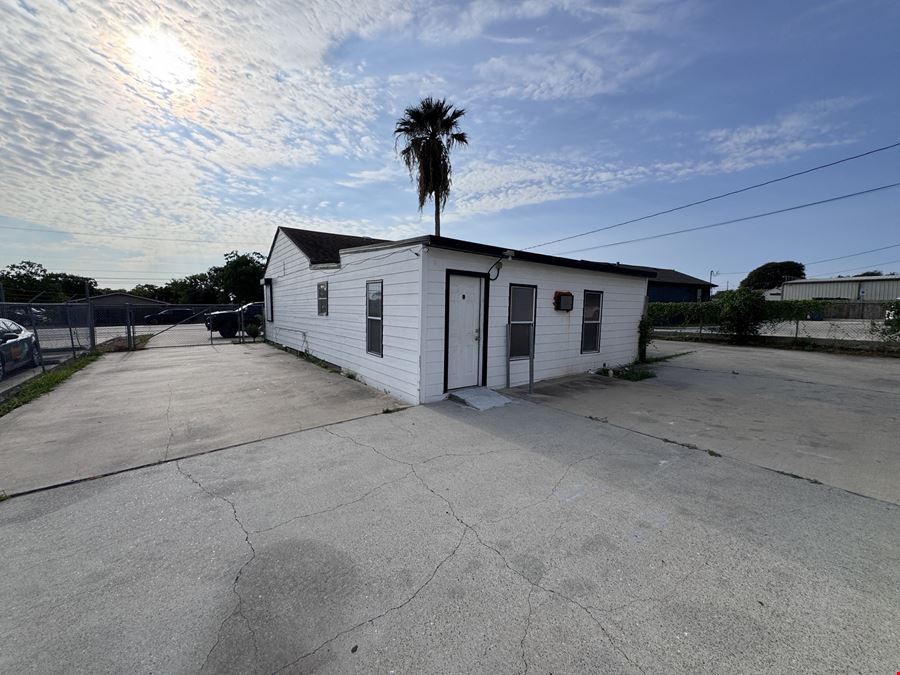 1005 Airline Rd