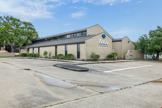 Preview of Office space for Rent at 1215 East Villa Maria Road