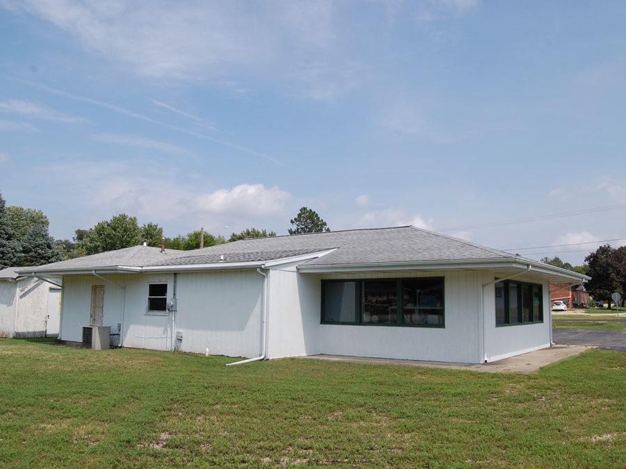 909 Green Ridge Ave