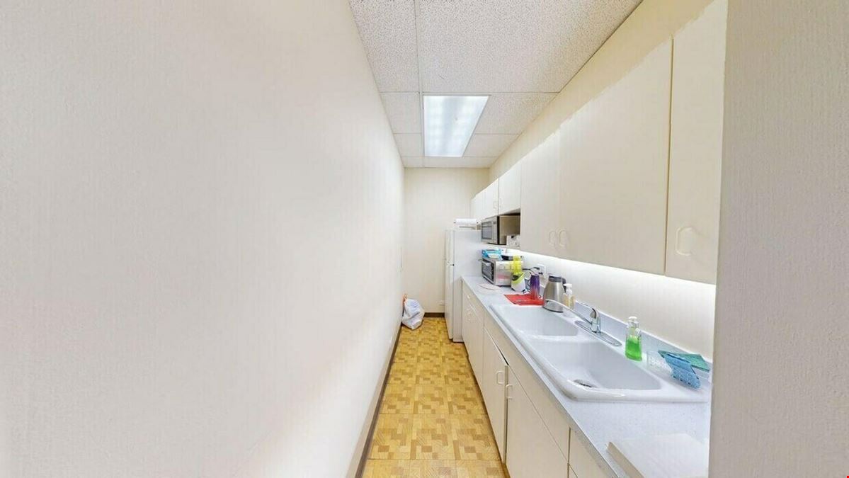 1235 E Davis St Office/Garage Building