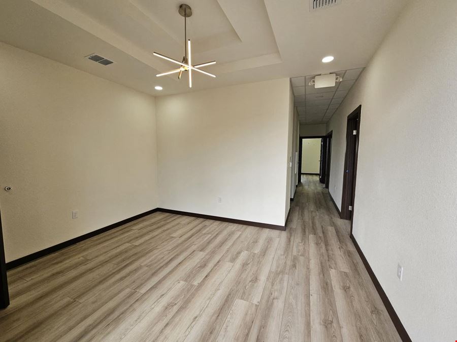 5151 Meadow Ranch Suite 105 Richmond, TX 77407