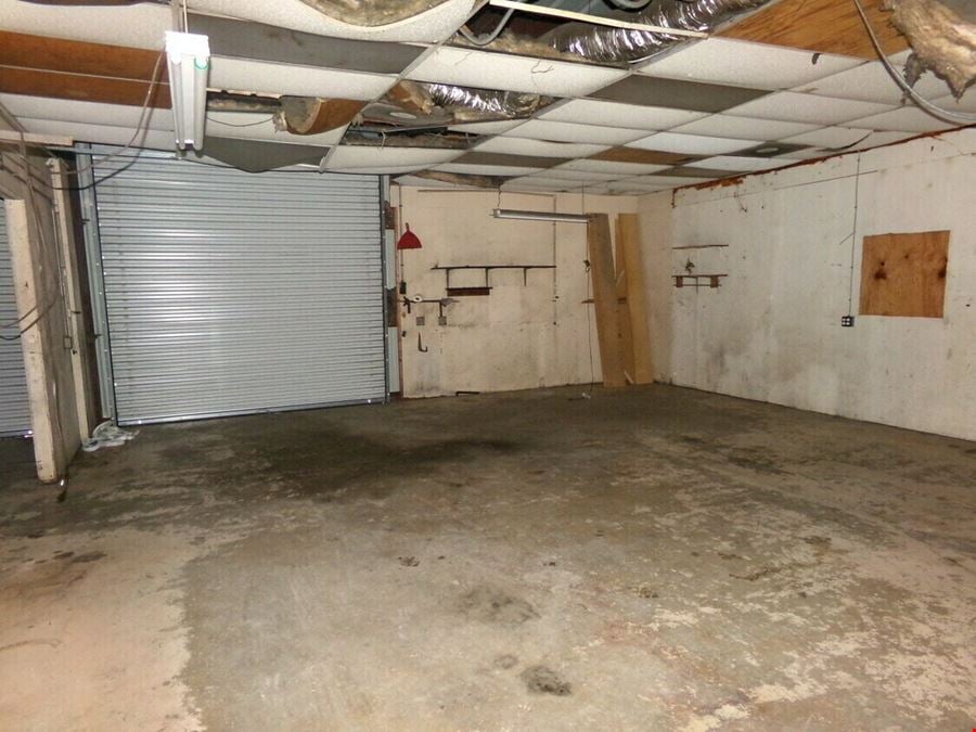 2120 E Edgewood Dr