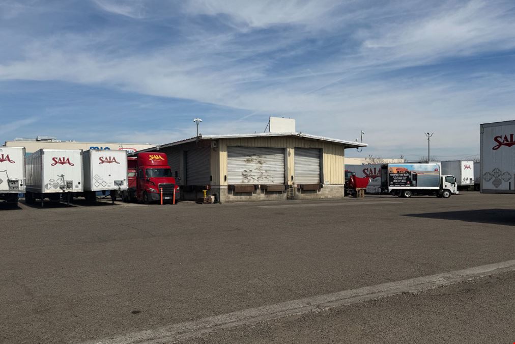 2575 S. Sunland Avenue