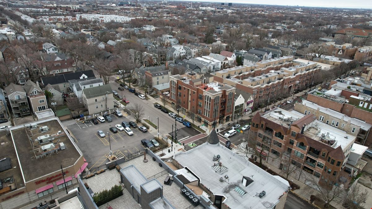 1701 W. Belmont